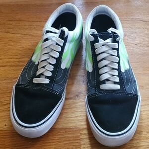 Men's Vans Lowtops With Green Flames